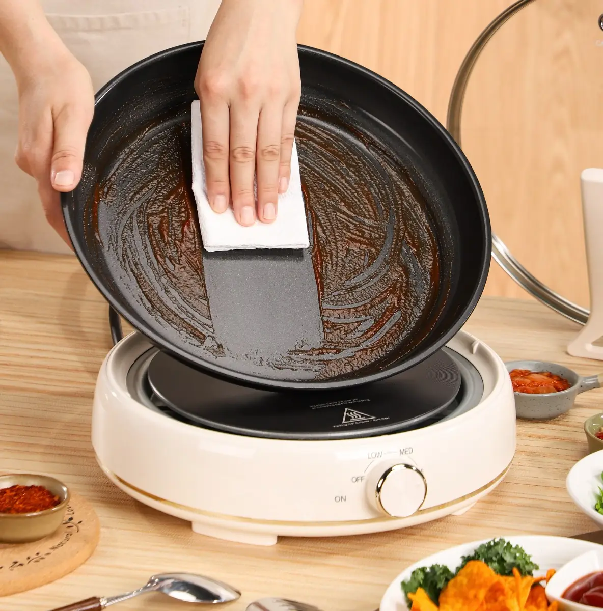 Joydeem DHG-B601 Electric Grill & Hot Pot Combo Detachable Nonstick Ceramic Pot (6.3 Qt)