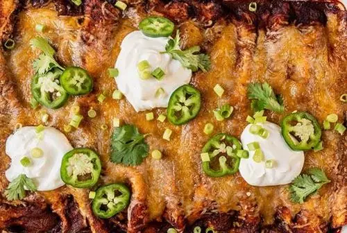 Cheesy Chicken & Chile Enchiladas